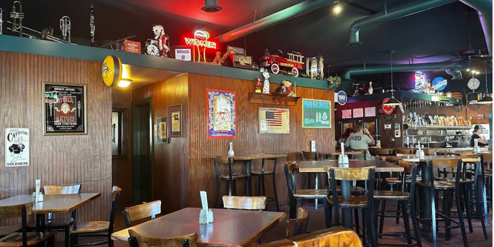 Kahootz Steak & Alehouse